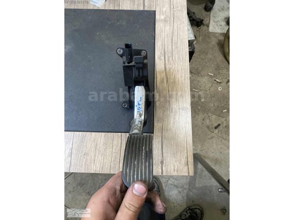 Mercedes vito gaz pedalı