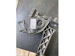Ford transit gaz pedalı 6pv00923810