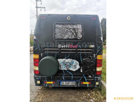 YÜRÜYEN VİLLA