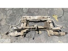 Pejo partner motor beşigi travers