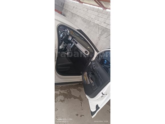 Sahibinden Citroen C3 1.2 PureTech Feel 2017 Model  185.000 km Beyaz
