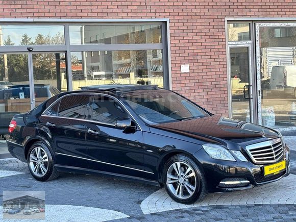 ZİRVEDEN E350 PREMİUM 4 MATİC HATASIZ