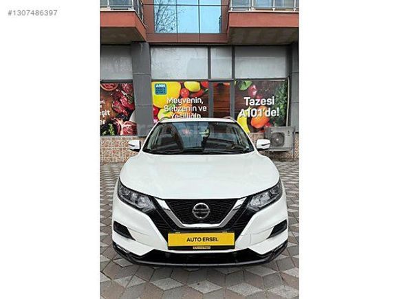 NİSSAN Qashqai 1.5 dCİ HATASIZ BOYASIZ TRAMERSİZ