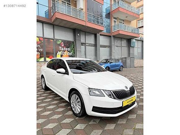 HATASIZ BOYASIZ SKODA OCTAVİA 1.2 TSI