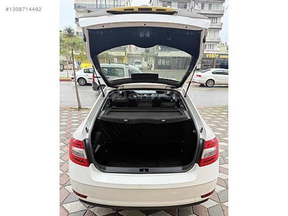 HATASIZ BOYASIZ SKODA OCTAVİA 1.2 TSI