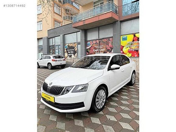HATASIZ BOYASIZ SKODA OCTAVİA 1.2 TSI