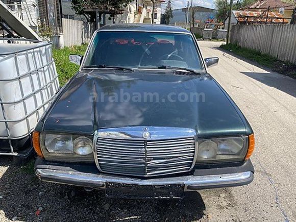 ÖZKAN OTOMOTİVTEN 1983 MERSEDES 200 D