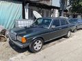 ÖZKAN OTOMOTİVTEN 1983 MERSEDES 200 D