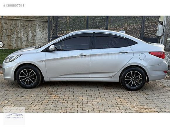 2012 Accent Blue 1.6 Crdi Kaput-Tavan-Bagaj Boyasız 219 Km
