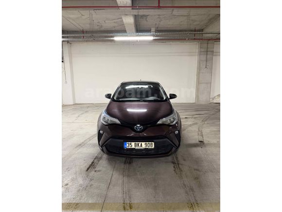 Sahibinden Toyota C-HR 1.8 Hybrid Passion 2022 Model 