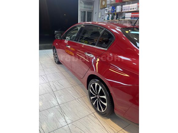 Sahibinden Fiat Egea 1.6 Multijet Lounge Plus 2017 Model  160.000 km Bordo