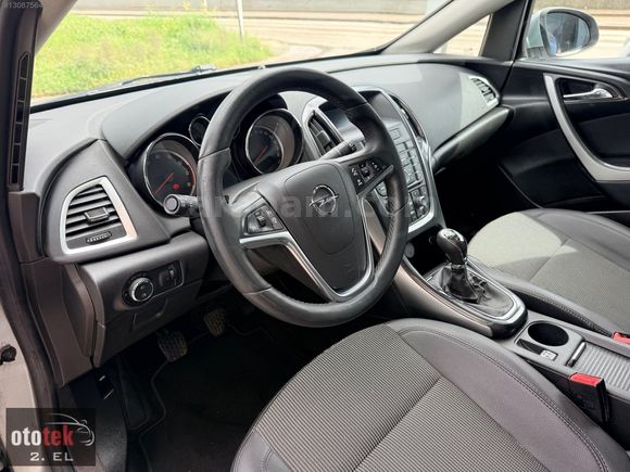 2012 OPEL ASTRA 1.4 T COSMO ** FULL YETKİLİ SERVİS BAKIMLI** !!
