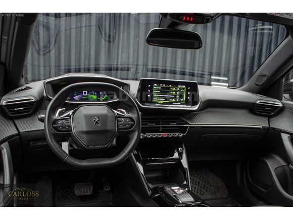 CARLOSS'DAN PEUGEOT 2008 1.2PURETECH 2023 MODEL 43BİN KM HATASIZ