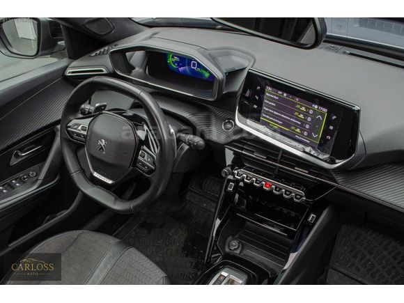 CARLOSS'DAN PEUGEOT 2008 1.2PURETECH 2023 MODEL 43BİN KM HATASIZ