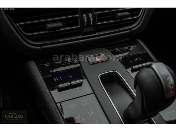 CARLOSS'DAN PORSCHE MACAN T BAYİ 2024 MODEL 30BİN KM HATASIZ