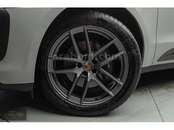 CARLOSS'DAN PORSCHE MACAN T BAYİ 2024 MODEL 30BİN KM HATASIZ