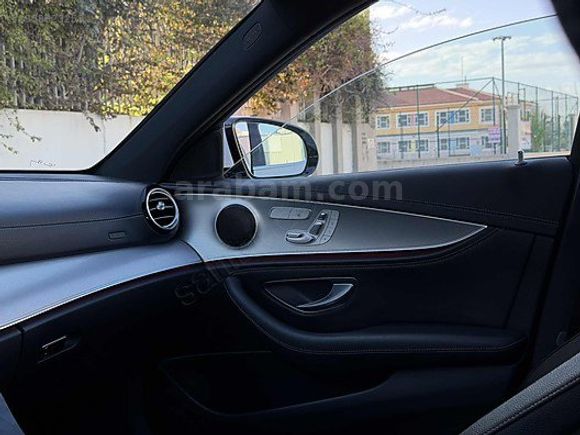 ' SADECE 41 Bin KM ' KAZASIZ E180 Amg CAMTAVAN+COMAND EKRAN