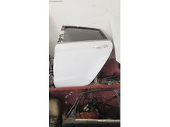 hatasiz sol arka kapi herşeyi üzerinde