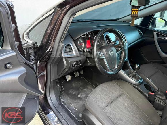 OPEL ASTRA 2013 / ÖZEL RENK / 165 KM / UYGUN FİYAT