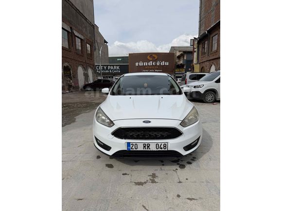Sahibinden Ford Focus 1.6 Ti-VCT Style 2015 Model  170.000 km Beyaz