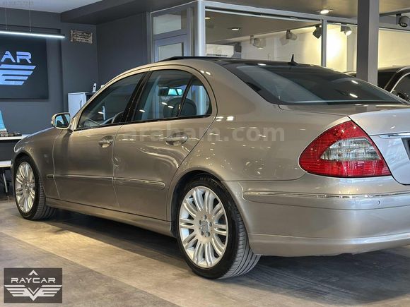 221.000 KM'DE 2007 MODEL MERCEDES E220 CDİ AVANGARDE