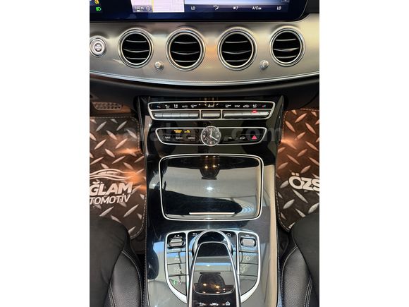 ÖZSAĞLAM'dan 2017 Mercedes E220d 4 Matic //AMG 9G-Tronic Hatasız