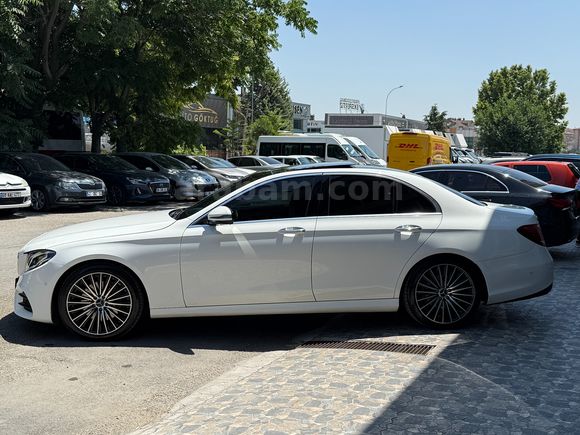 ÖZSAĞLAM'dan 2017 Mercedes E220d 4 Matic //AMG 9G-Tronic Hatasız
