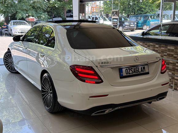 ÖZSAĞLAM'dan 2017 Mercedes E220d 4 Matic //AMG 9G-Tronic Hatasız