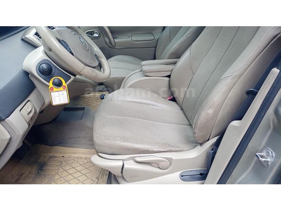 96 bin km'de 2008 Model Scenic