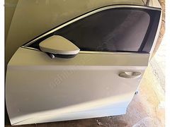 2017 Skoda süperB Sol Ön Kapı hatasız boyasız