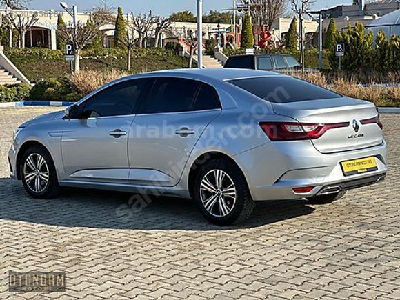 OTONORM MOTORS'DAN 2024 HATASIZ MEGANE TOUCH 70.000 KM