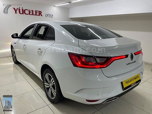 YÜCELER OTO'DAN 2023 RENAULT MEGANE 1.3 TOUCH KDV %20 OTOMATİK