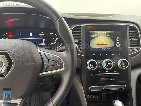 YÜCELER OTO'DAN 2023 RENAULT MEGANE 1.3 TOUCH KDV %20 OTOMATİK
