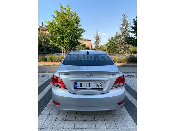 Memurdan Temiz Otomatik Hyundai Accent Blue