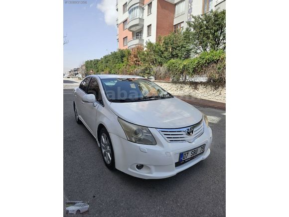 2011 Model Otomatik Avensis