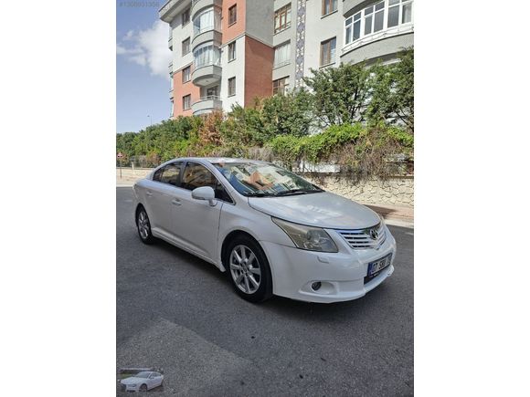 2011 Model Otomatik Avensis