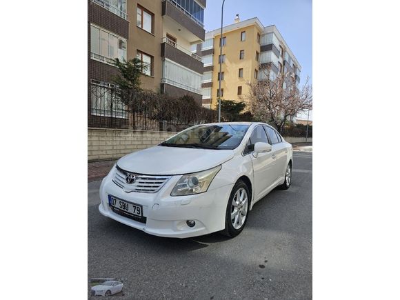 2011 Model Otomatik Avensis