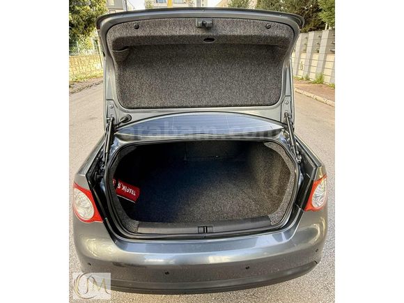 2007 MODEL TAM OTOMATİK BAKIMLI JETTA 1.6 MİDLİNE