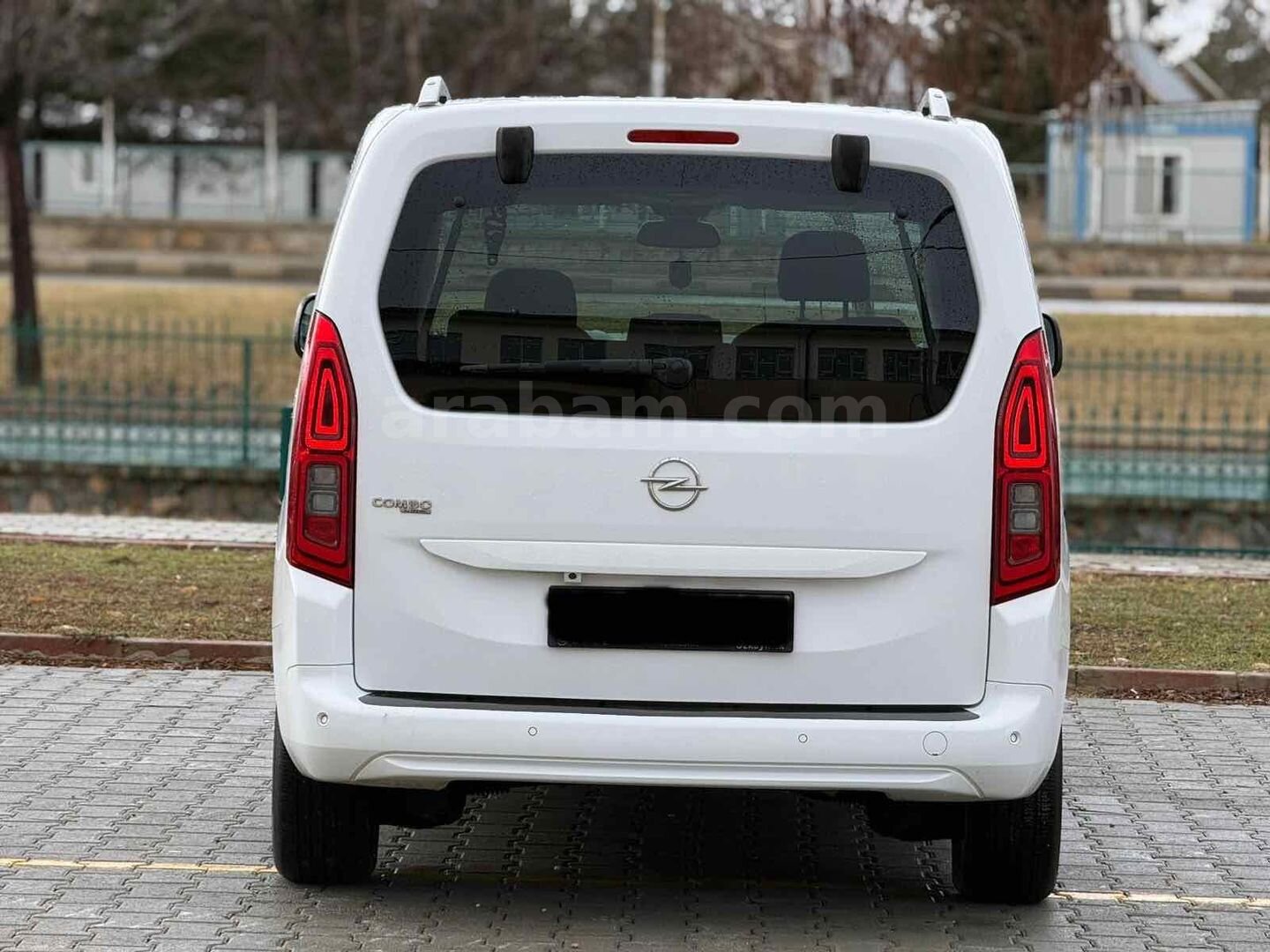 Galeriden Opel Combo 1.5 CDTI Excellence 2020 Model Ankara 115.000 km Beyaz 2