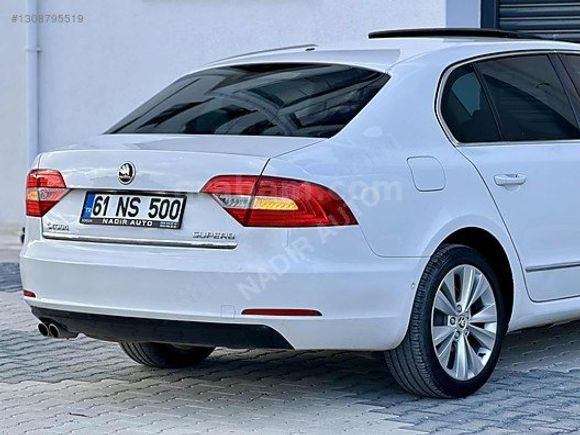 2014 Superb 4 K. Isıtma 360 Sensör Otm. Park Emsalsiz