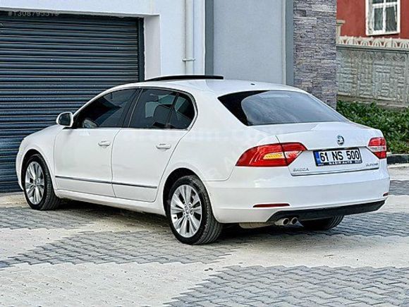 2014 Superb 4 K. Isıtma 360 Sensör Otm. Park Emsalsiz