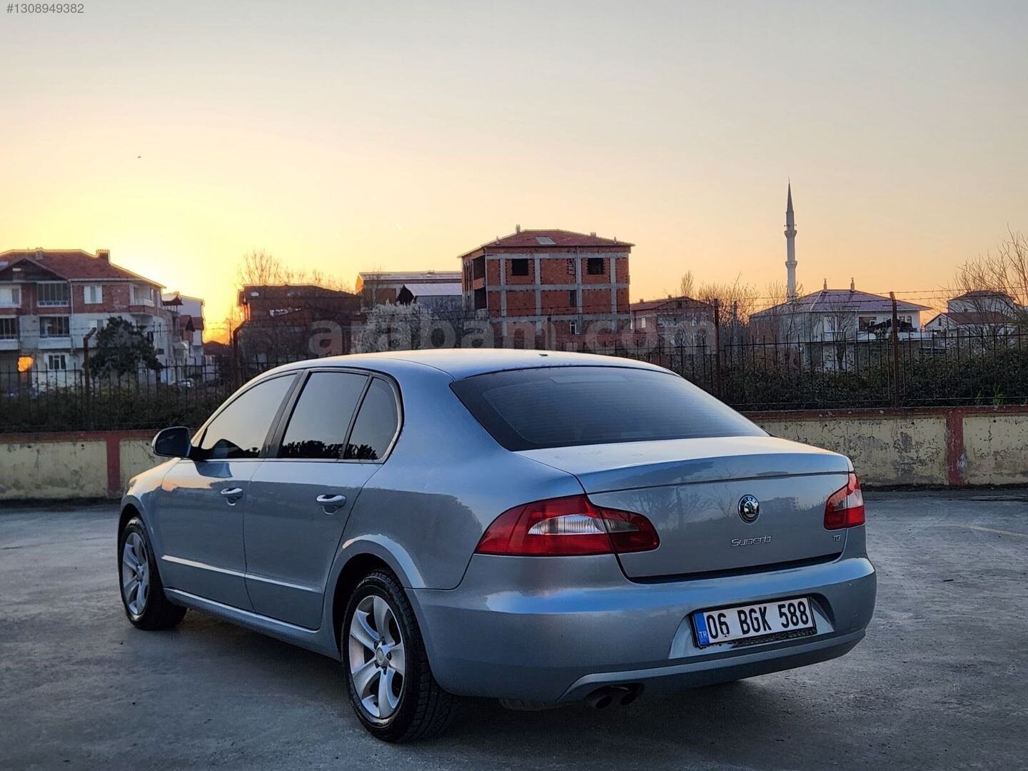 Galeriden Skoda SuperB 1.6 TDI Comfort 2012 Model Samsun 262.000 km Mavi 7
