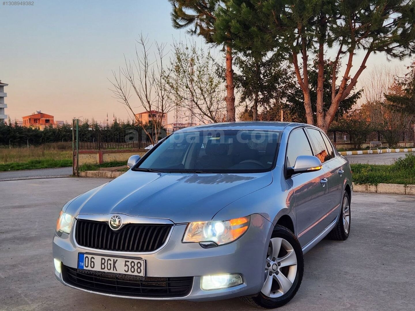 Galeriden Skoda SuperB 1.6 TDI Comfort 2012 Model Samsun 262.000 km Mavi 2