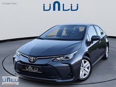 ÜNLÜ den BOYASIZ 2024 COROLLA 1.5 VİSİON 25bin KM