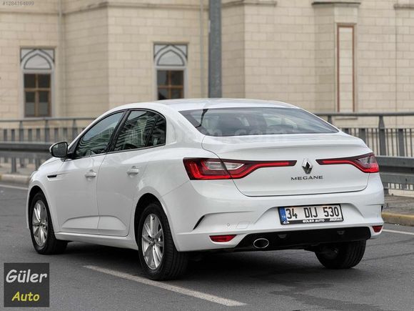GÜLER AUTO'DAN 2020 MODEL DİZEL OTOMATİK MEGANE 4 TOUCH