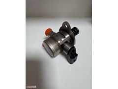 SÜPERB OCTAVİA KODİAQ T-CROSS 1.5 TSİ YAKIT POMPASI 05E127027
