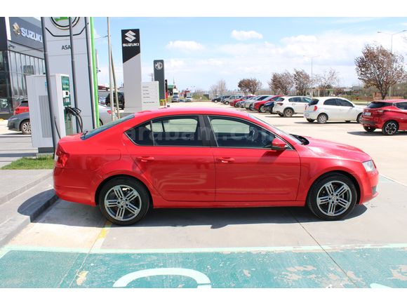 Skoda Octavia 1.6TDİ AMBİTİON