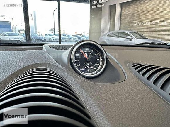 VOSMER BORNOVA 2020 PORSCHE CAYMAN 718