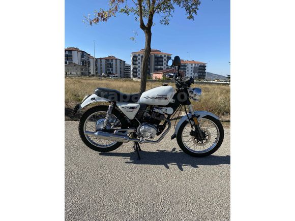 KLASİK MOTOR İLANDA…