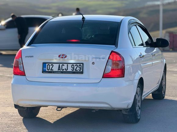 Sahibinden Hyundai Accent Era 1.4 Team 2011 Model 